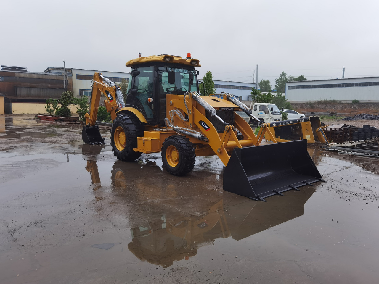 CATERPILLAR 420F 租赁 CATERPILLAR 420F：图1