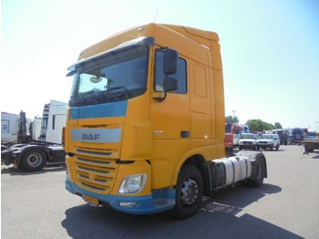 牵引车 DAF XF 440