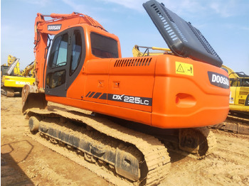 履带式挖掘机 DOOSAN DX225LC