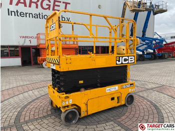 剪式升降机 JCB S3246E