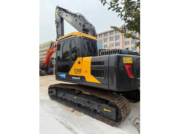 履带式挖掘机 VOLVO EC140