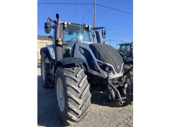 拖拉机 VALTRA T154