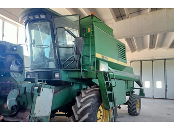 拖拉机 JOHN DEERE