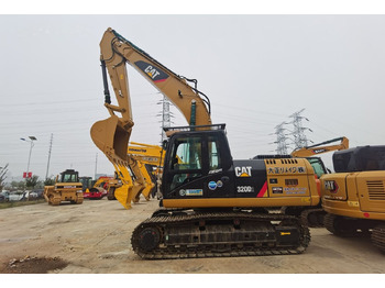 履带式挖掘机 CATERPILLAR 320D2