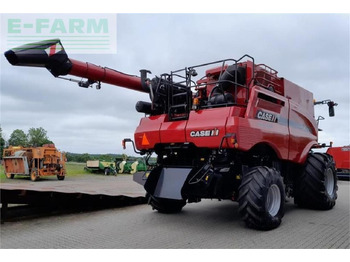 联合收割机 Case-IH axial flow 8240 med 30 fods vario skærebord：图2