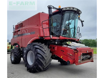 联合收割机 Case-IH axial flow 8240 med 30 fods vario skærebord：图3