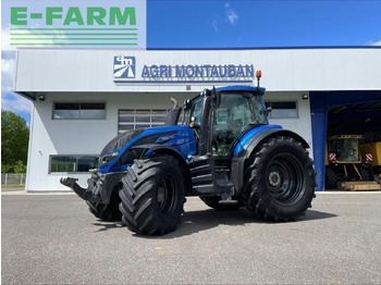 拖拉机 VALTRA T214