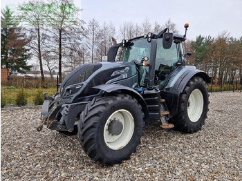 拖拉机 VALTRA T154