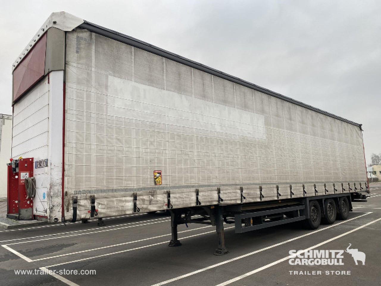 侧帘半拖车 SCHMITZ Curtainsider Mega：图12