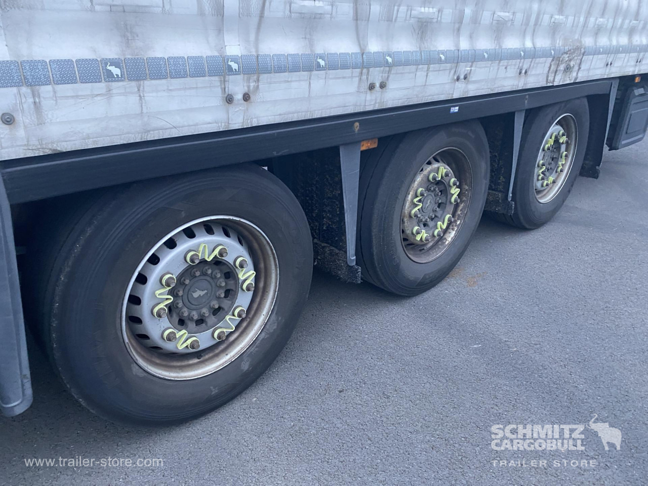 侧帘半拖车 SCHMITZ Curtainsider Mega：图12