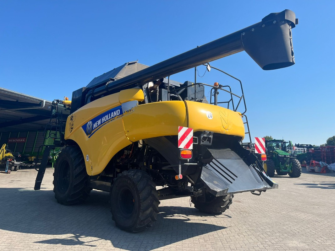 New Holland CR 9080 租赁 New Holland CR 9080：图9