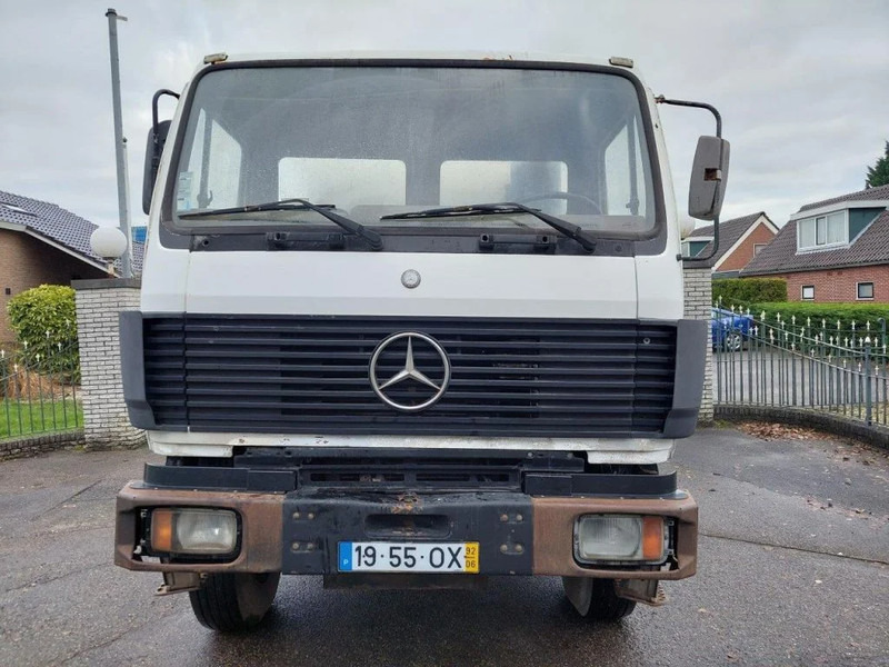 混凝土搅拌车 Mercedes-Benz SK 2527 2527 6x4 Mixer：图6