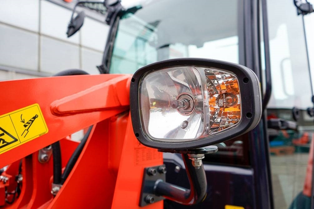 新的 轮式装载机 Kubota R070 VARUSTELTU：图26