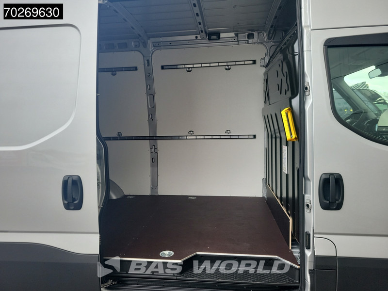 新的 无侧窗厢式货车 Iveco Daily 35S21 210PK 3.0L Black Edition 2025 model ACC LED Trekhaak Camera Navi 12m3 Airco Trekhaak：图6