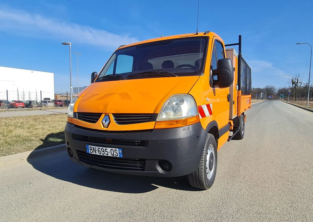 Renault Master Wywrotka 2009 r. KLIMA Tylko 143 tys km Krata Podwyższenie Hak Kiper Kipper Tipper Tiper 租赁 Renault Master Wywrotka 2009 r. KLIMA Tylko 143 tys km Krata Podwyższenie Hak Kiper Kipper Tipper Tiper：图12