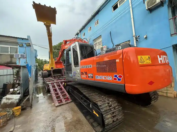 履带式挖掘机 used japan excavator Hitachi ZX200-3G hydraulic crawler excavator 20 ton excavating machinery in stock for sale：图6