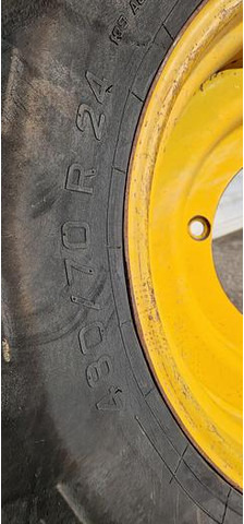 轮胎 Pirelli 480/70R24 Reifen：图9