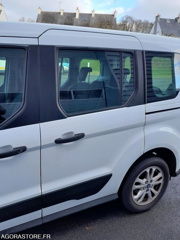 汽车 Ford TOURNEO 5 places：图13