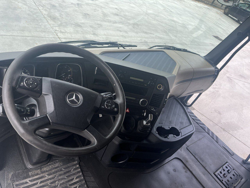 驾驶室和内部 适用于 卡车 Mercedes-Benz ACTROS MP4 GIGA SPACE：图12